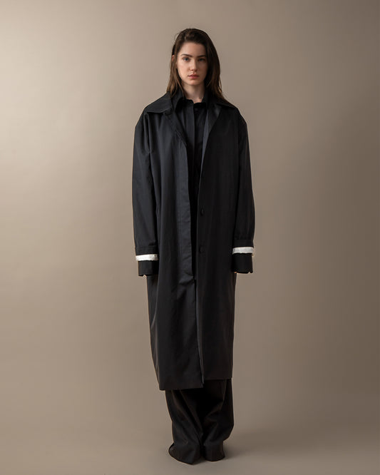 Oversized mackintosh