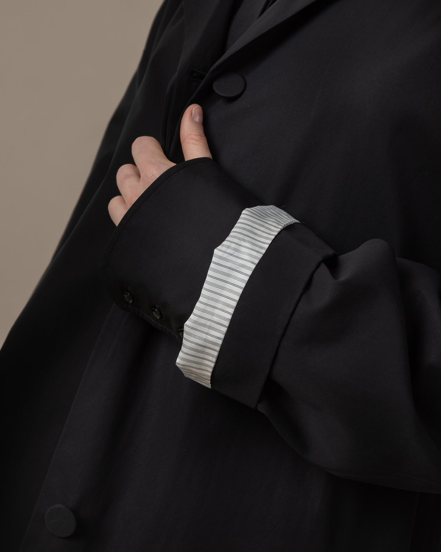 Oversized mackintosh