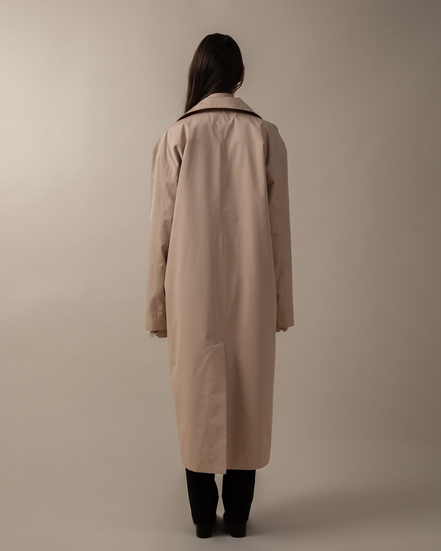 Oversized mackintosh